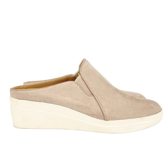NATURALIZER Women's SUEDE LEATHER WEDGE Slip-On Beige Size 10 - Picture 1 of 6